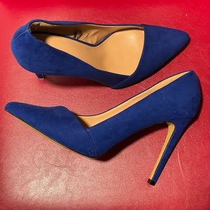 Blue Pumps